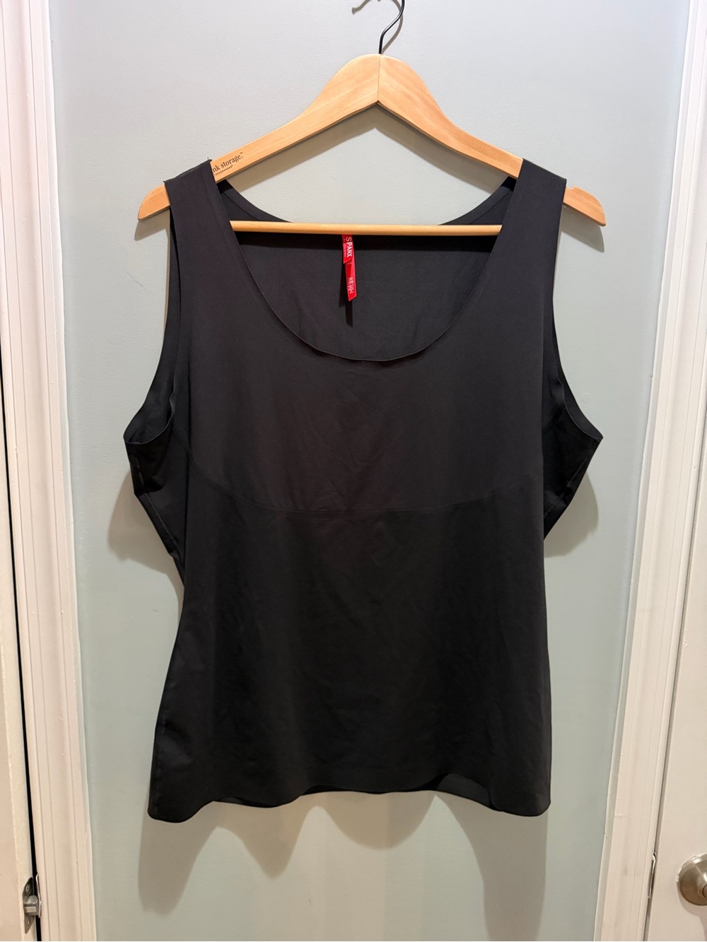 SPANX Black Scoop Neck Shaping Everyday Tank